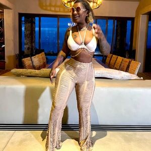 These pants are in great condition only worn once